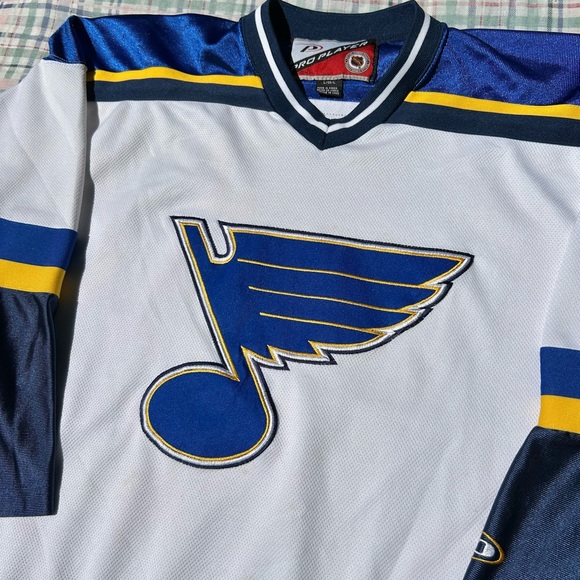 Pro Player St Louis Blues NHL Jersey
Size L - Picture 2 of 6